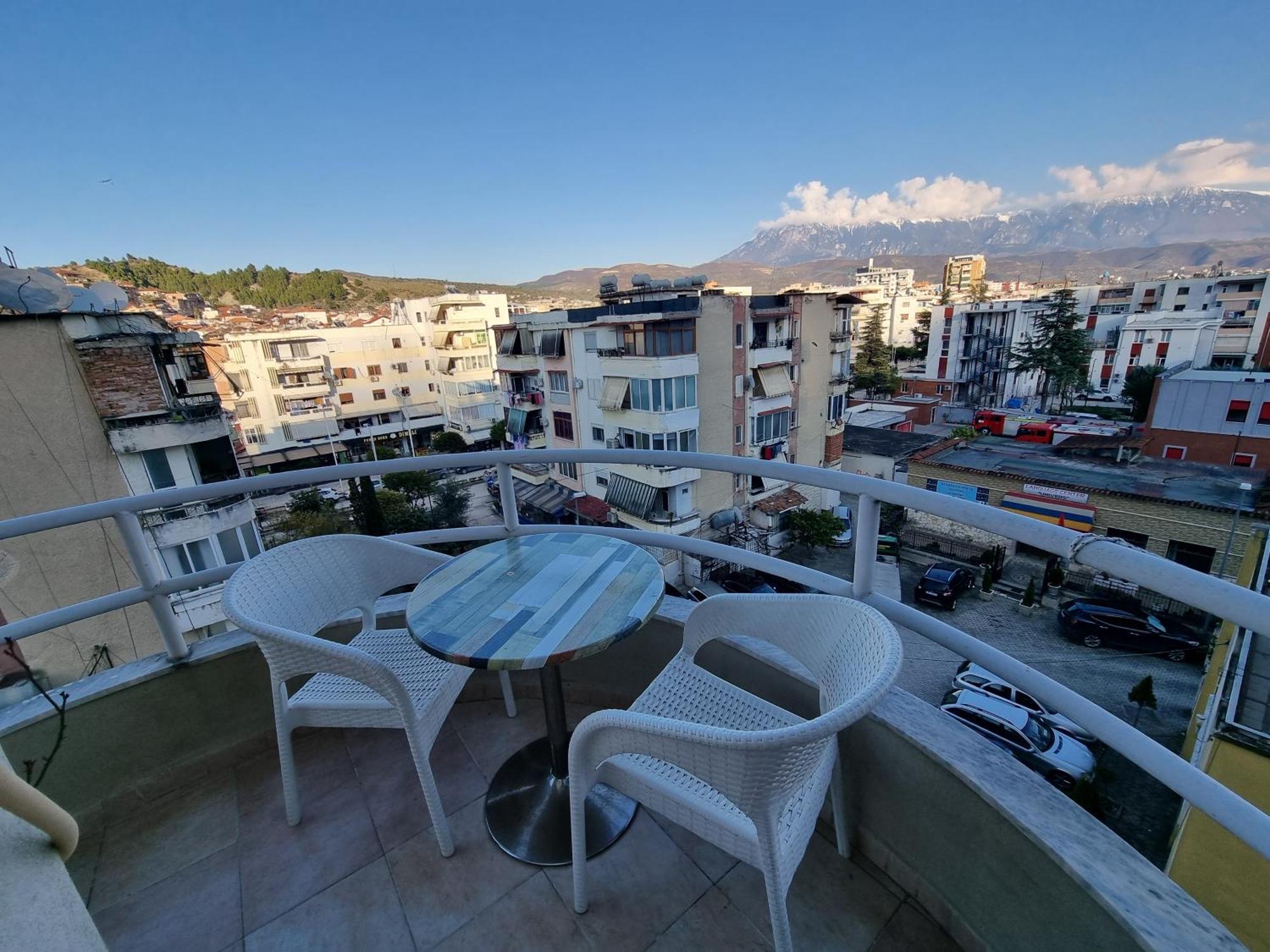 Kc Apartment Berat Extérieur photo