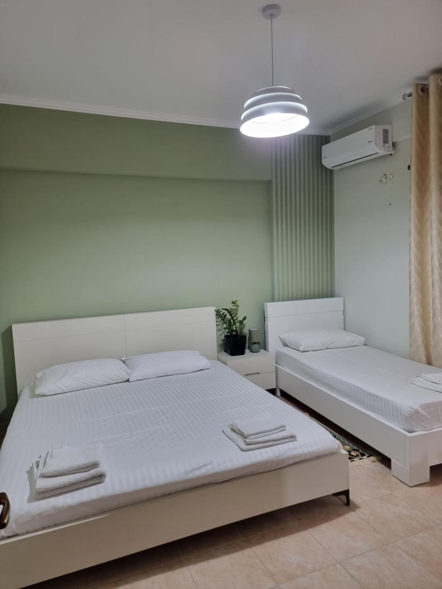 Kc Apartment Berat Extérieur photo