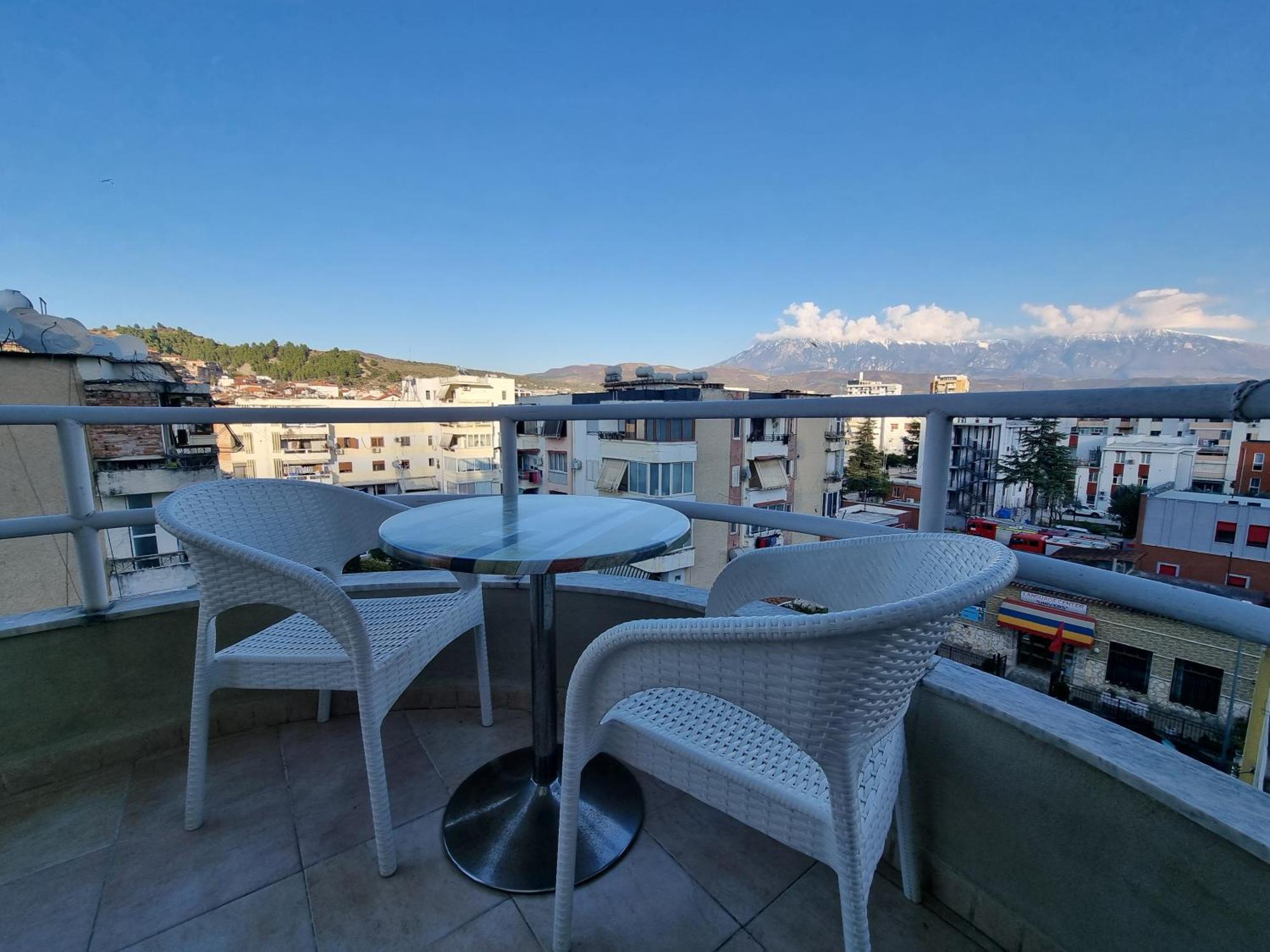 Kc Apartment Berat Extérieur photo
